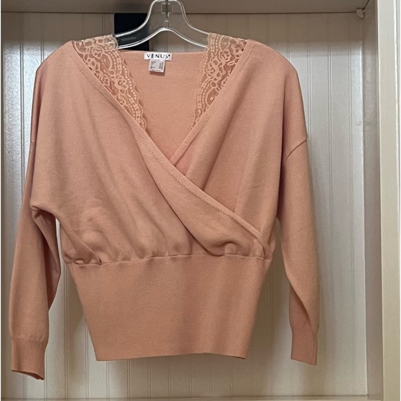 VENUS Crossfront Lace Sweater | M | Blush / Pink - Picture 6 of 10